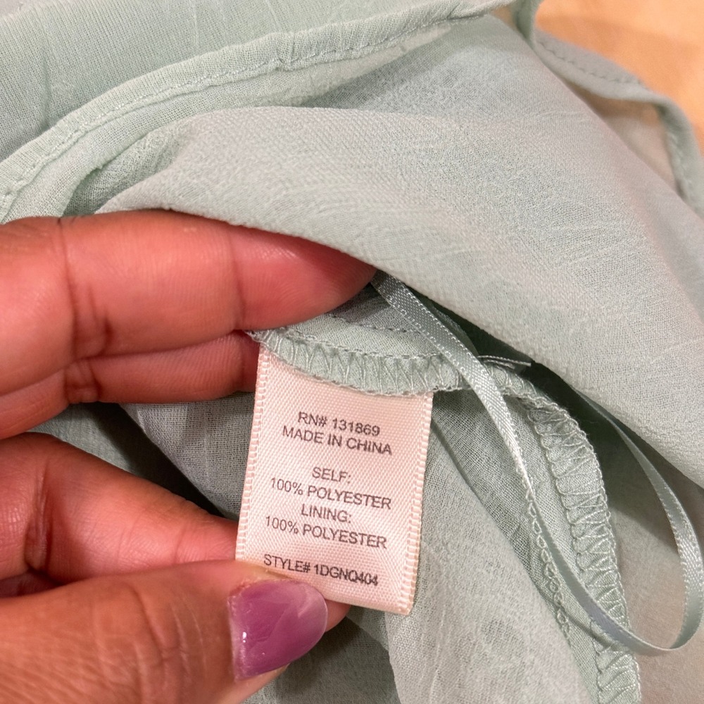 NWT Thirty Thirty LA Women's Sage Green Ruffle Tie-Front Cami Top XS - Picture 7 of 9